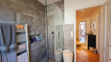 Bad mit Dusche