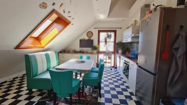 Küche OG / Zimmer