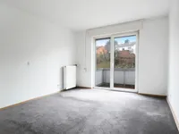 Zimmer mit Balkon