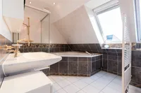 Badezimmer OG