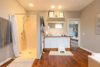 Wohnung 1, Bad