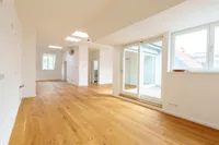 Wohnzimmmer mit Terrasse
