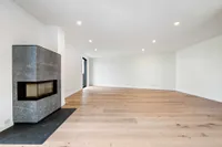 Wohnzimmer mit Echtholzkamin