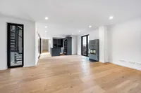Wohnzimmer mit Echtholzkamin