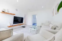 Wohnzimmer DG