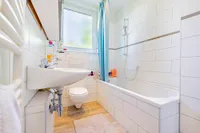 Badezimmer 1. OG