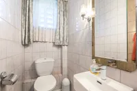 Gäste-WC EG