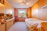 Schlafzimmer Haupthaus OG