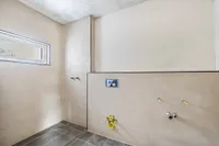 Küche Anschlüsse vorbereitet