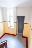 Treppenhaus / Fahrstuhl