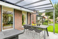 überdachte Terrasse I