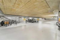 Tiefgaragenstellplatz