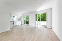 Wohn-/ Essbereich mit Küche