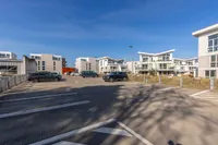 Parkdeck mit eigenen Parkplatz, direkt vor der Tür