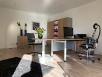 Büro  1