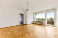 Wohnzimmer mit Loggia Zugang