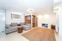 Keller-Wohnzimmer