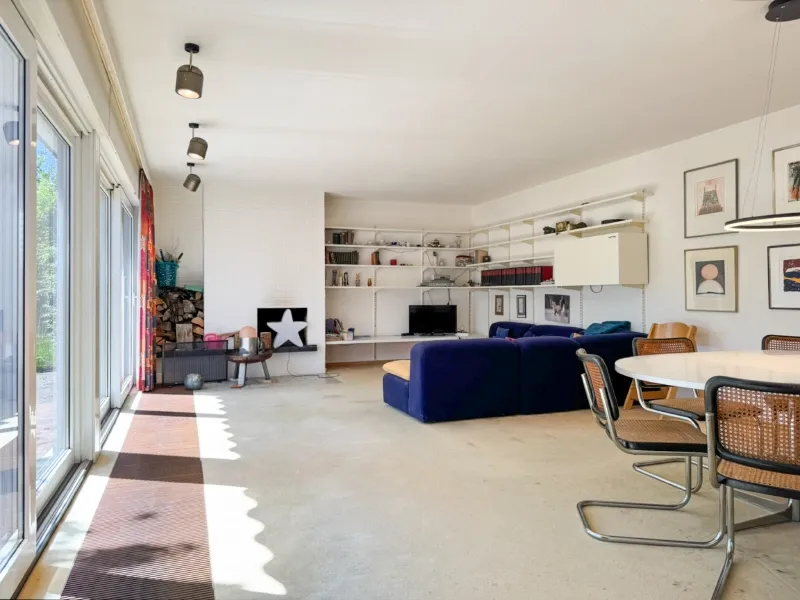riesiges Wohnzimmer