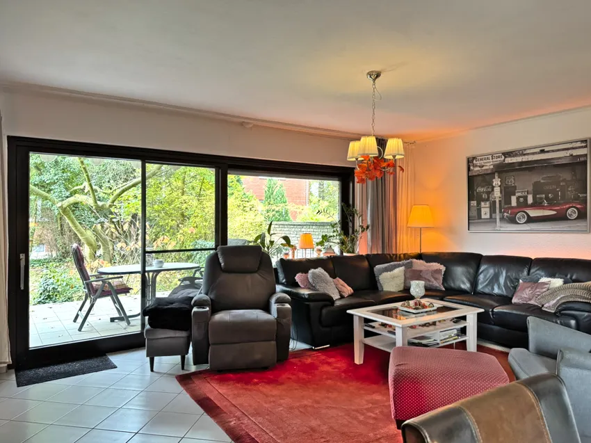 Wohnbereich mit Terrassenzugang