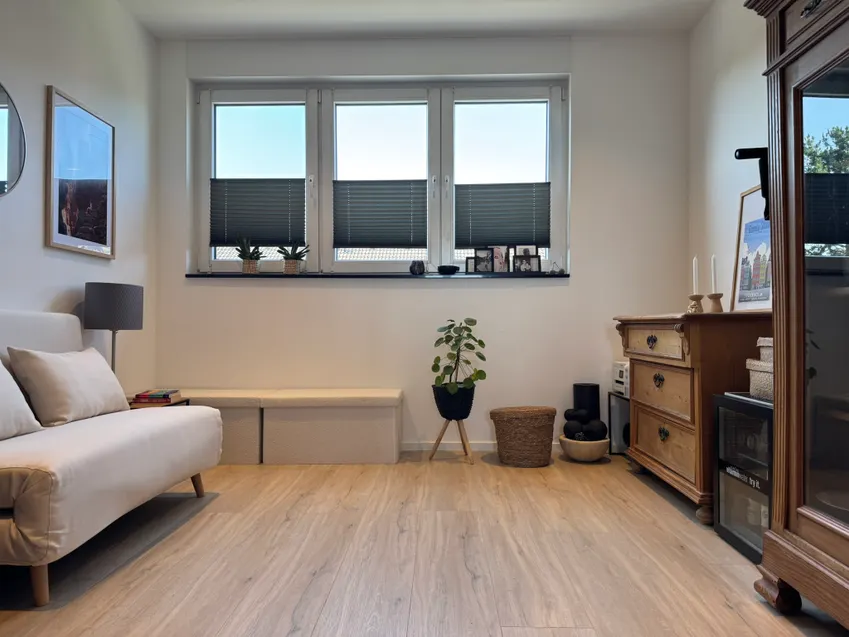 Schlafzimmer 1, Hs 2, DG links