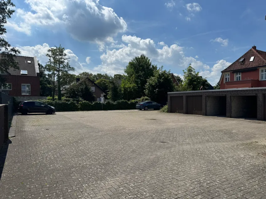 Platz für drei Reihenhäuser
