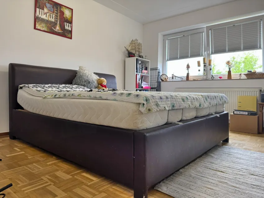 Schlafzimmer 2