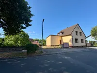 Straßenansicht