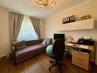 Büro EG