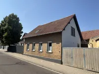 Straßenansicht