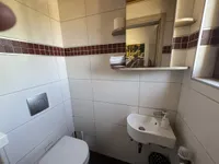 EG WC