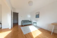 Koffer packen und Einziehen: Voll möbliertes Wohnjuwel am See 820 € - Photo 1
