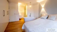 Schlafzimmer mit Bad en suite