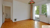 Schlafzimmer mit Balkon