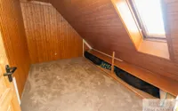 Schlafzimmer DG