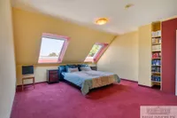 Schlafzimmer DG