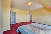 Schlafzimmer DG