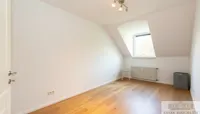 Kinder-/ Arbeitszimmer 