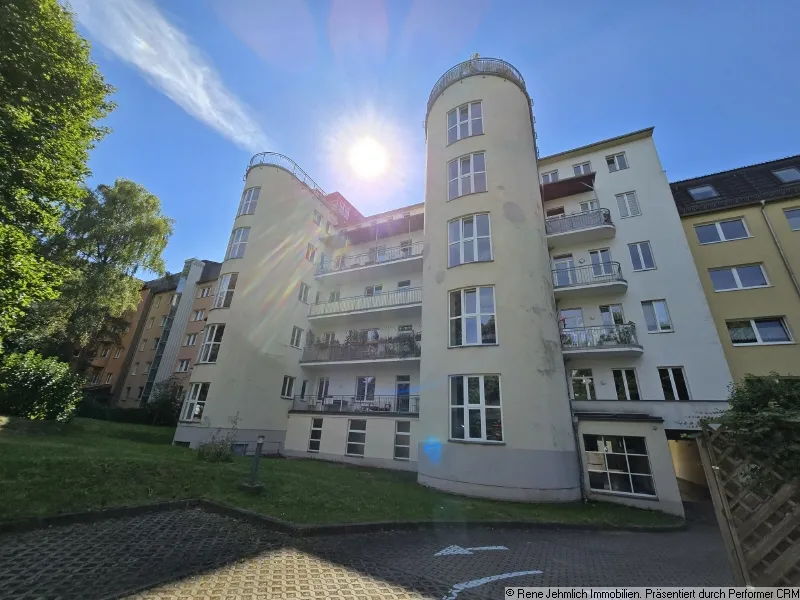 Exklusive 3 Raum Wohnung auf dem Kaßberg + Stellplatz möglich
