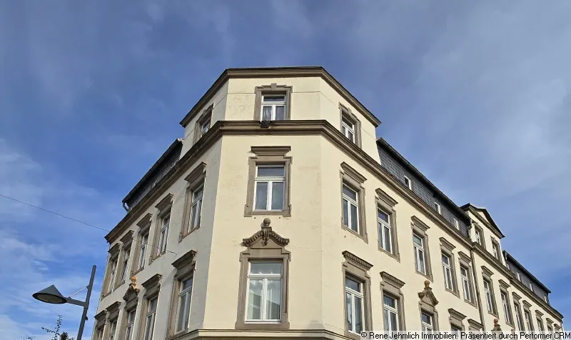 Attraktives MFH in Limbach-Oberfrohna – 12 WE + 1 Gewerbe, 1996 saniert, hohes Mietpotenzial