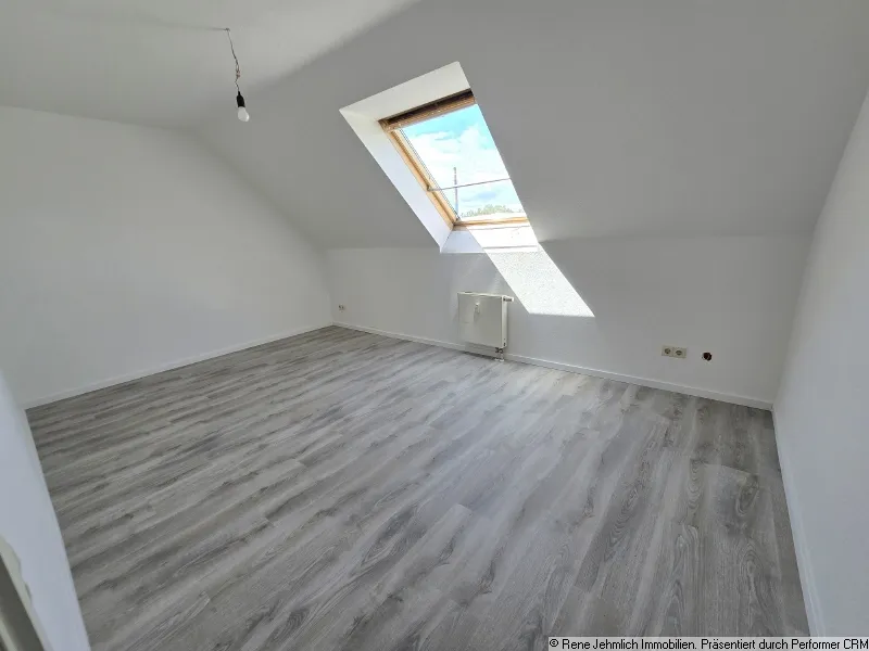 Behindertengerechte Neu sanierte 2 Raum Wohnung Hilbersdorf +Lift + EBK möglich