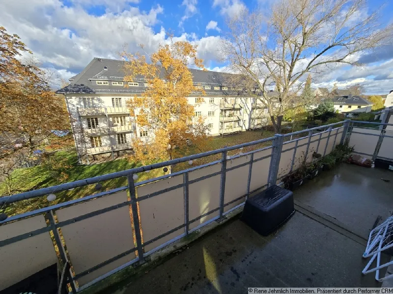 Helle Wohnung mit großem Balkon im beliebten Chemnitzer Heimgarten