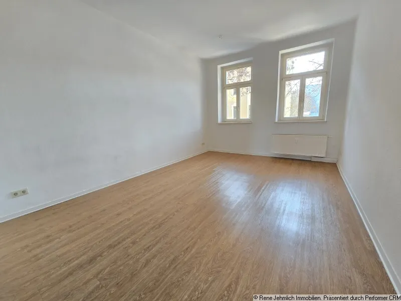 3 Raum Wohnung in toller Lage… Einbauk&uuml;che m&ouml;glich