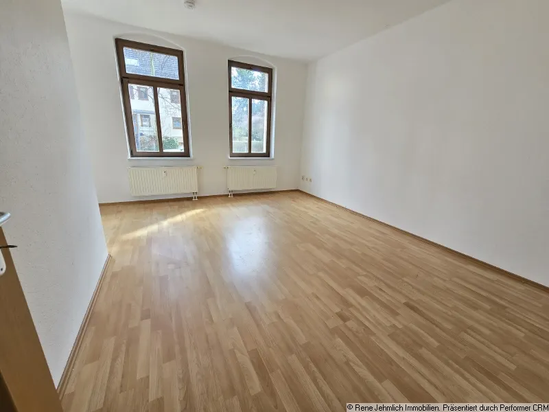 Tolle 2 Raum Wohnung mit Balkon im Erdgescho&szlig;