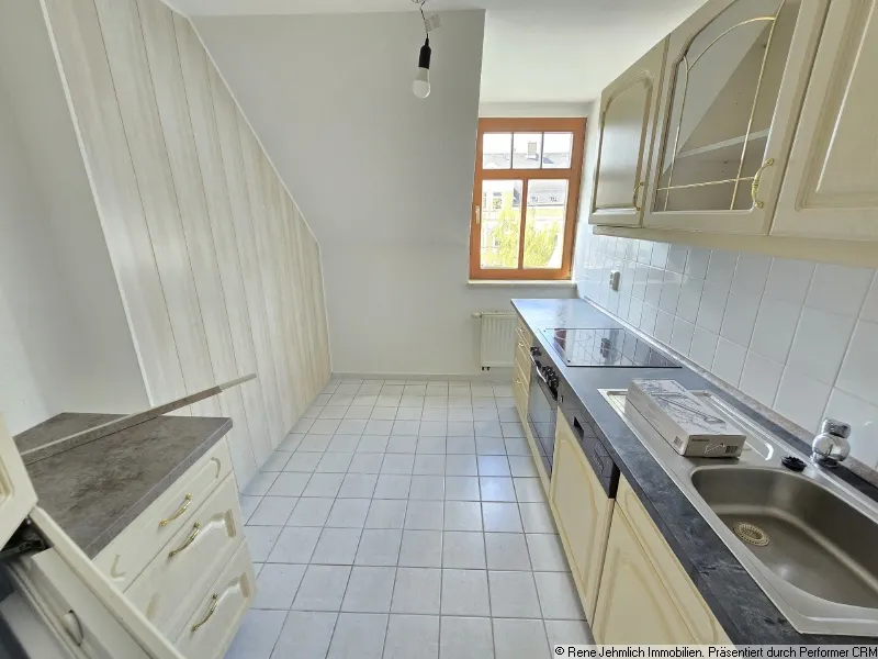 Top 2-Raum-Wohnung mit Einbauk&uuml;che und Lift – Eigennutz oder zum Vermieten