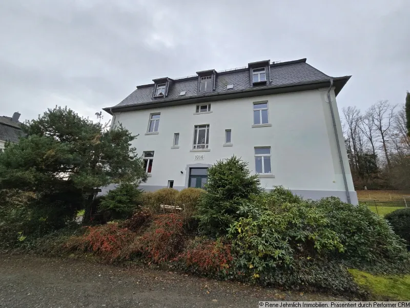 Sch&ouml;nes 8 Familienhaus im Speckg&uuml;rtel von Chemnitz