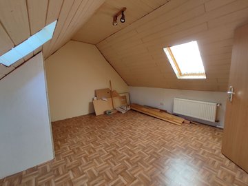Dachboden, hinterer Raum