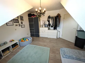 Schlafzimmer, Ansicht 2