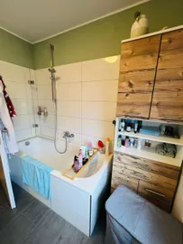 Badezimmer, Ansicht 2 OG