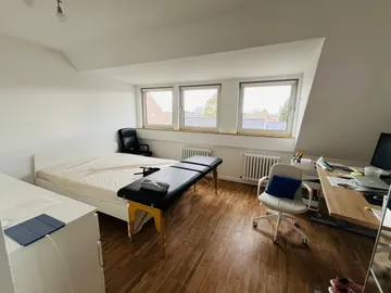 Schlafzimmer 1 DG