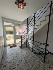 Treppenhaus mit Geländer